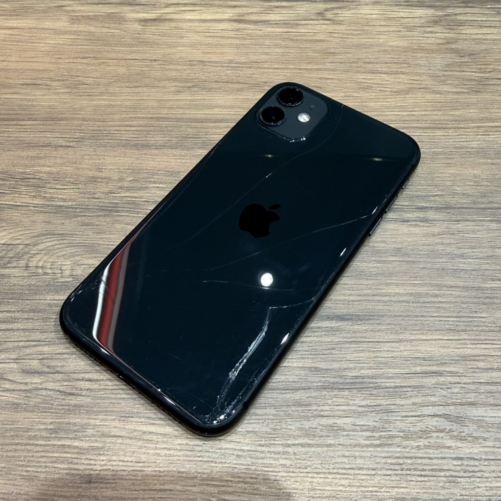 iPhone11 256GB ブラック MWM72J/A