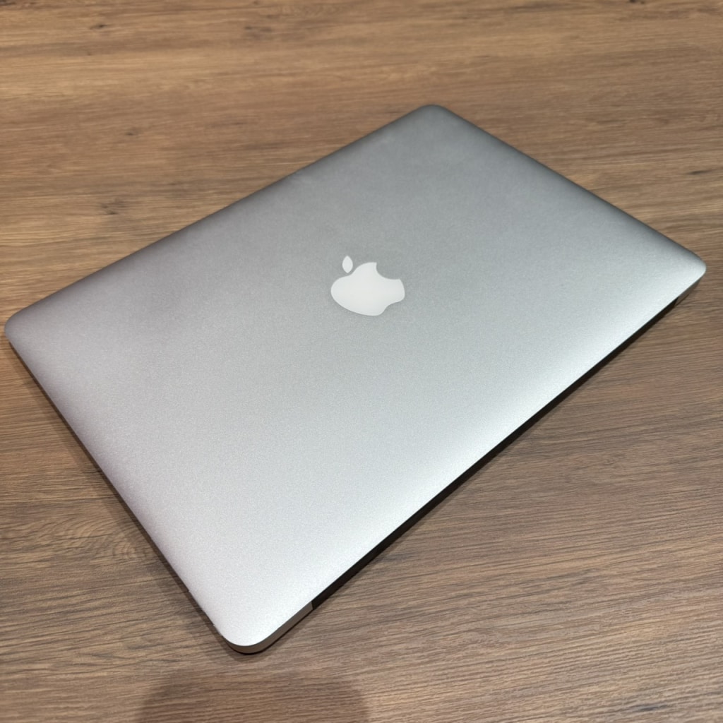 MacBook Air 13-inch 2017 A1466