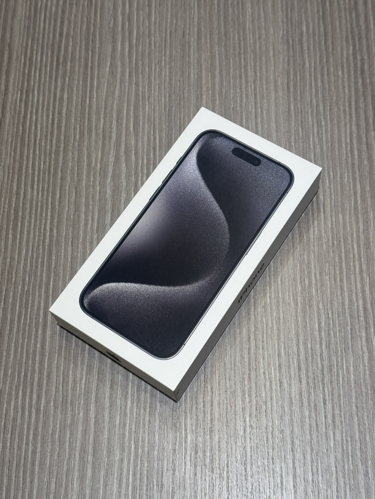 Apple iPhone15 Pro 128GB ブラックチタニウム MTU73J/A