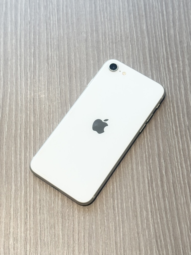 Apple iPhoneSE3 128GB スターライト MMYG3J/A