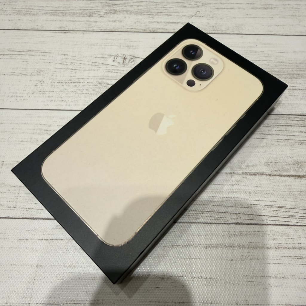 SIMロック解除(Softbank)iPhone13 Pro 128GB ゴールド MLUH3J/A
