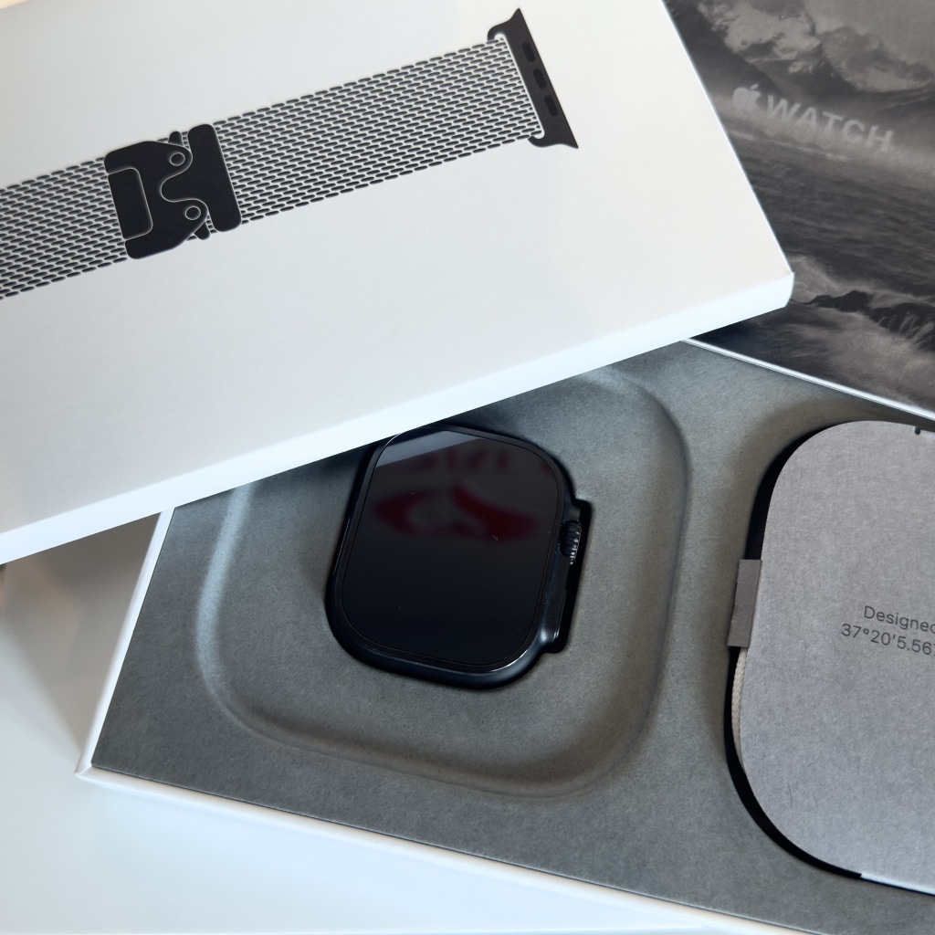 Apple Watch Ultra3 49mm Cellular ブラックチタニウムケース/ブラックチタニウムミラネーゼループM MF1Q4J/A