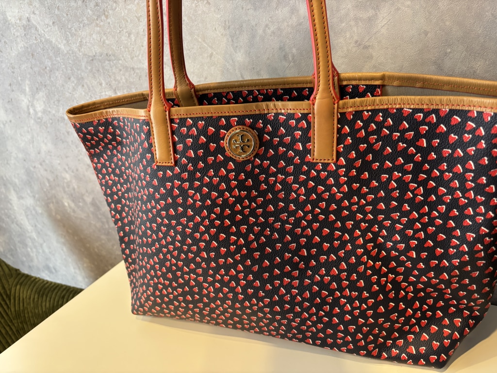 トリーバーチ ショルダーバッグ　