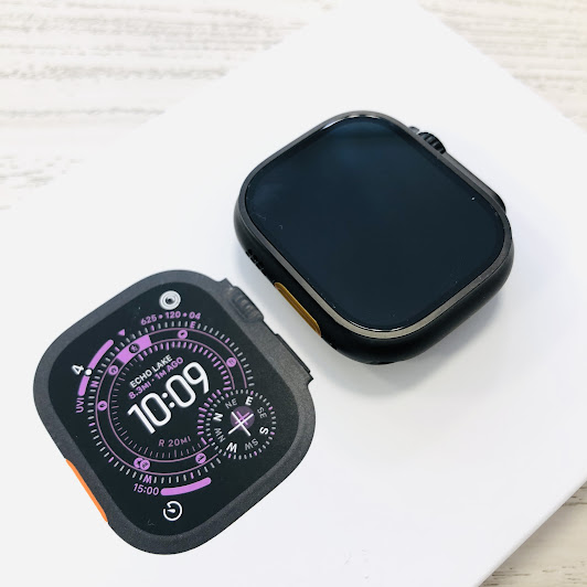 Applewatch Ultra3 49㎜ ブラックチタニウムケース MF254J/A