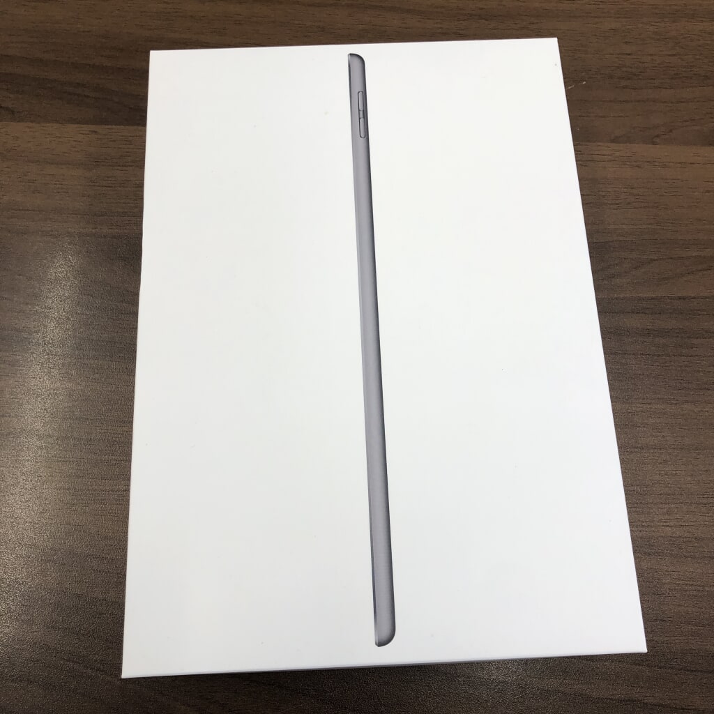 Apple iPad 第8世代 Wi-Fi 32GB スペースグレイ MYL92J/A