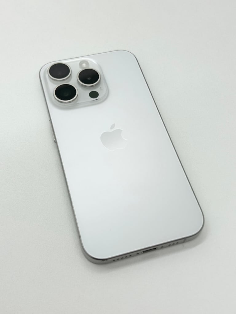 国内版SIMフリー iPhone15Pro 128GB ホワイトチタニウム MTU83J/A