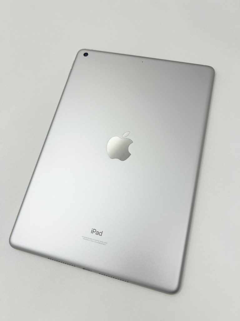 Apple iPad 第9世代 Wi-Fiモデル 64GB シルバー MK2L3J/A