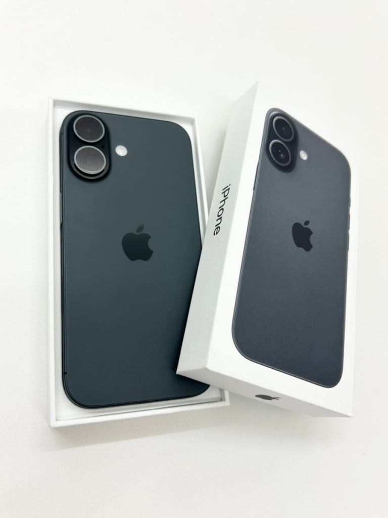 SIMロック解除(Softbank) iPhone17 256GB ブラック MG674J/A