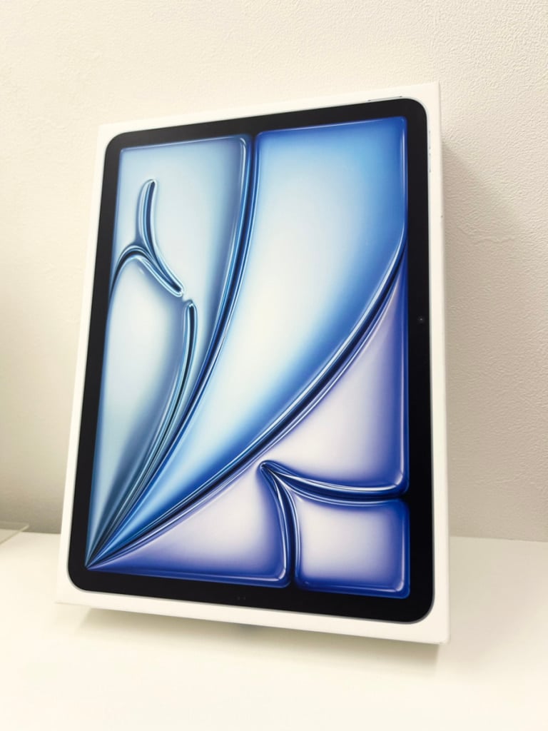 iPad Air 第6世代 M2 11インチ Wi-Fi 128GB ブルー MUWD3J/A