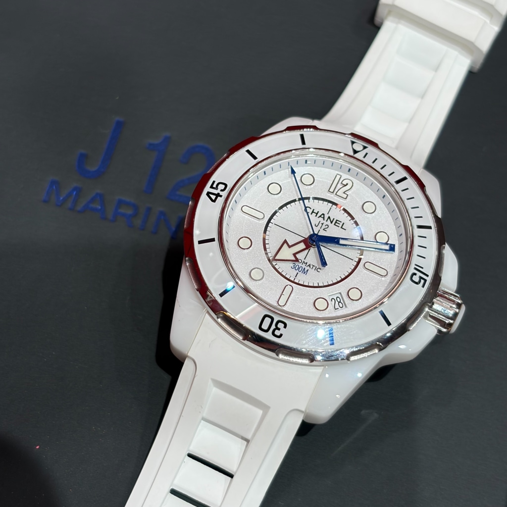 シャネル J12 マリーン 38 H2560 AT