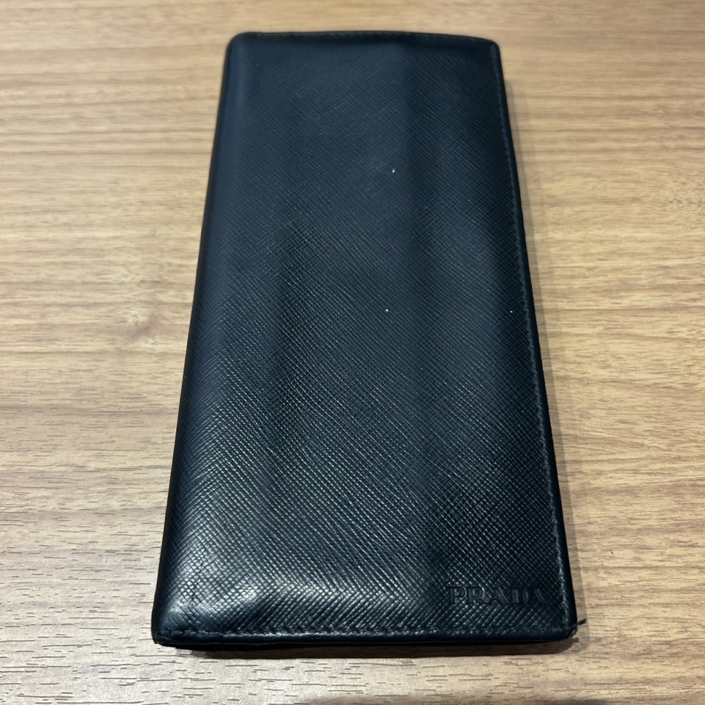 プラダ サフィアーノ 二つ折り長財布 2MV836
