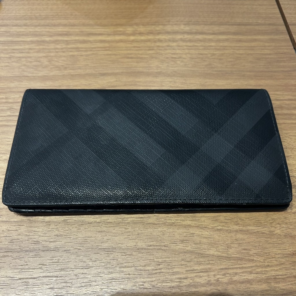 バーバリー 二つ折り財布