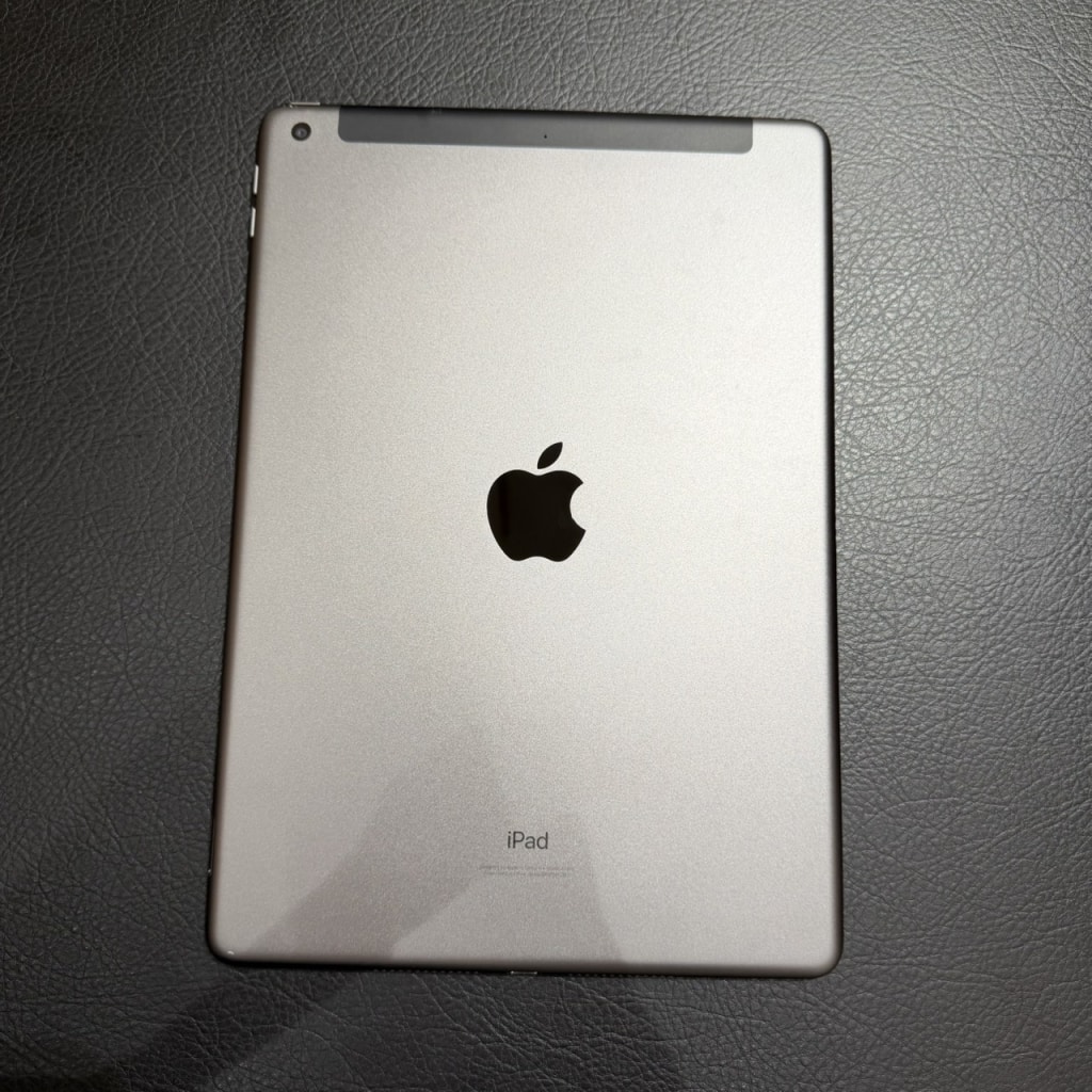 iPad Air 2 Wi-Fi+Cellular A1567 ジャンク