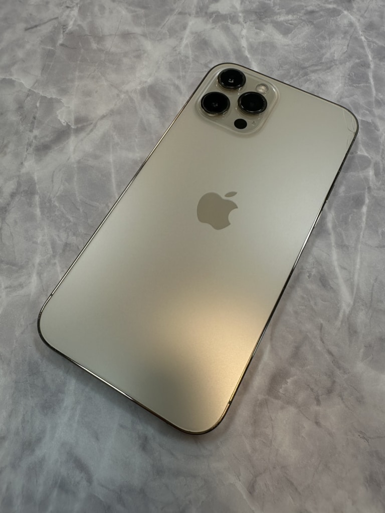 iPhone12 Pro Max 256GB ゴールド MGD13J/A