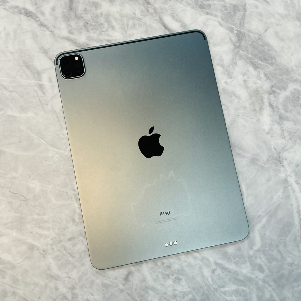 iPad Pro 11インチ 第2世代 Wi-Fi 256GB スペースグレイ MXDC2J/A