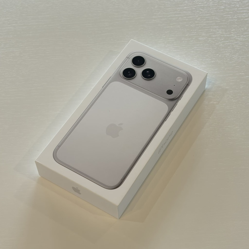 iPhone 17 Pro Max 1TB MFYF4J/A シルバー