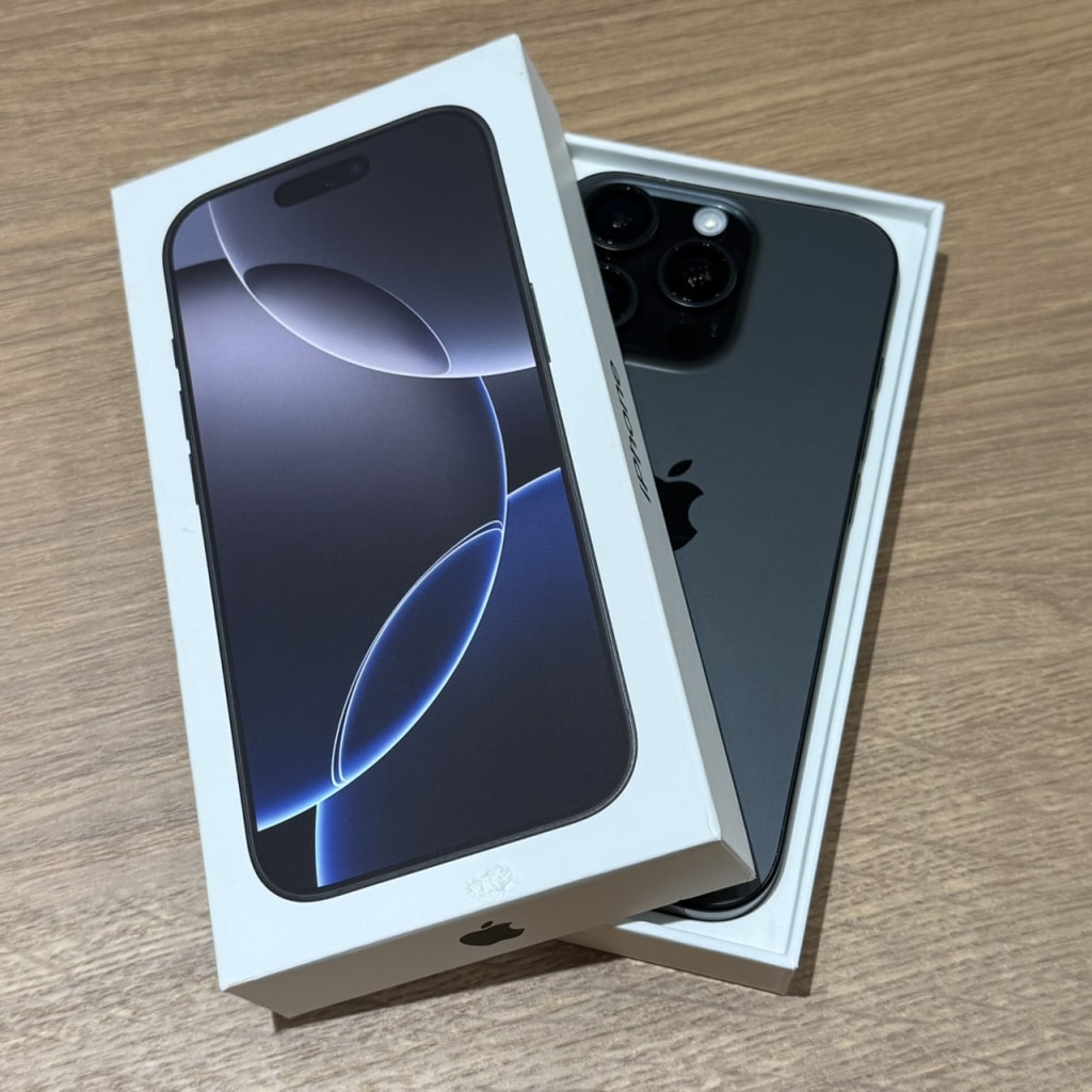 iPhone16Pro 512GB ブラックチタニウム MYN43J/A