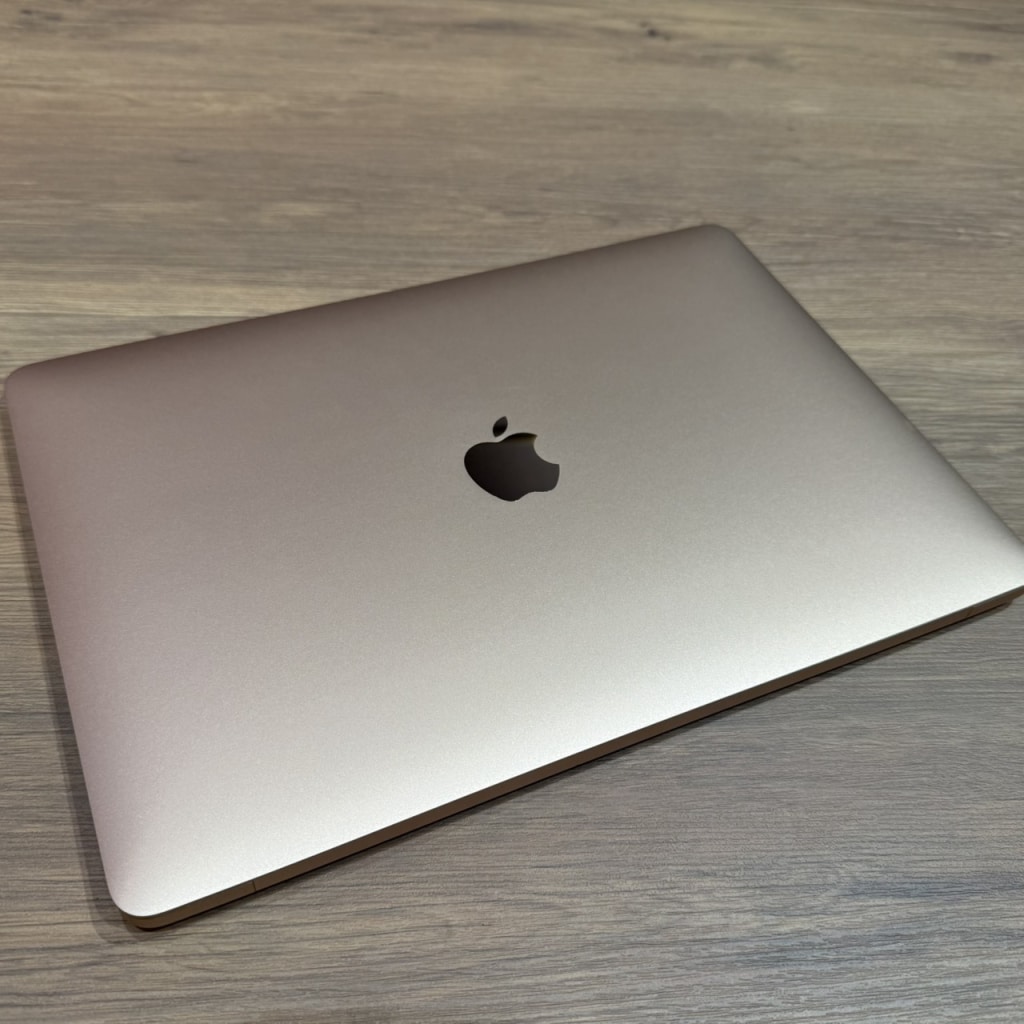 MacBook Air 13インチ 2020 M1 16GB 512GB A2337
