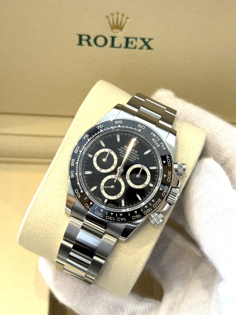 ロレックス デイトナ 黒文字盤 126500LN