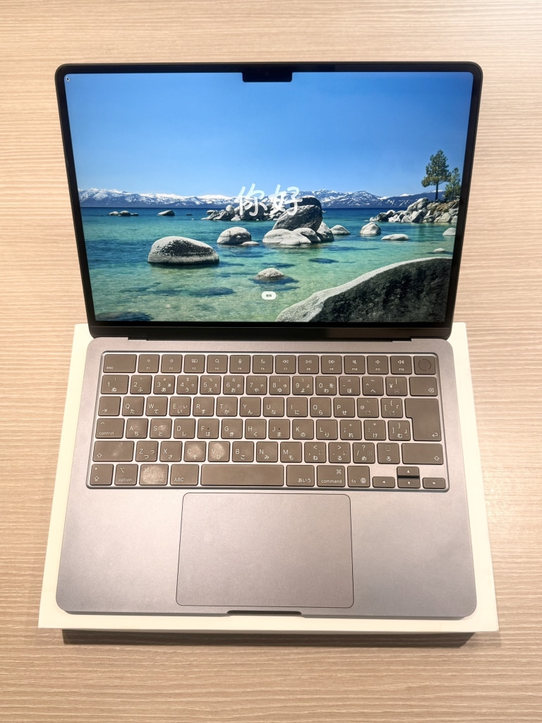 MacBook Air 13インチ M5 16GB/512GB ミッドナイト MDHE4J/A