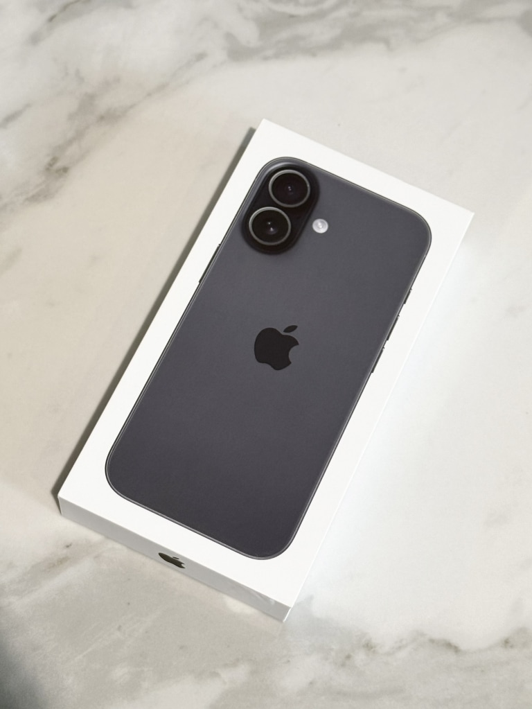 Apple iPhone17 512GB ブラック MG6D4J/A