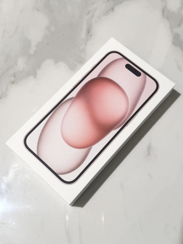 Apple iPhone15 256GB ピンク MTMP3J/A