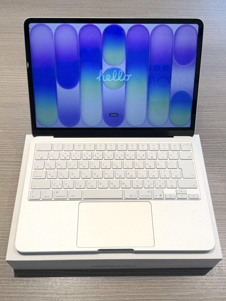 MacBook Neo 13インチ シルバー 8GB/512GB MHFC4J/A