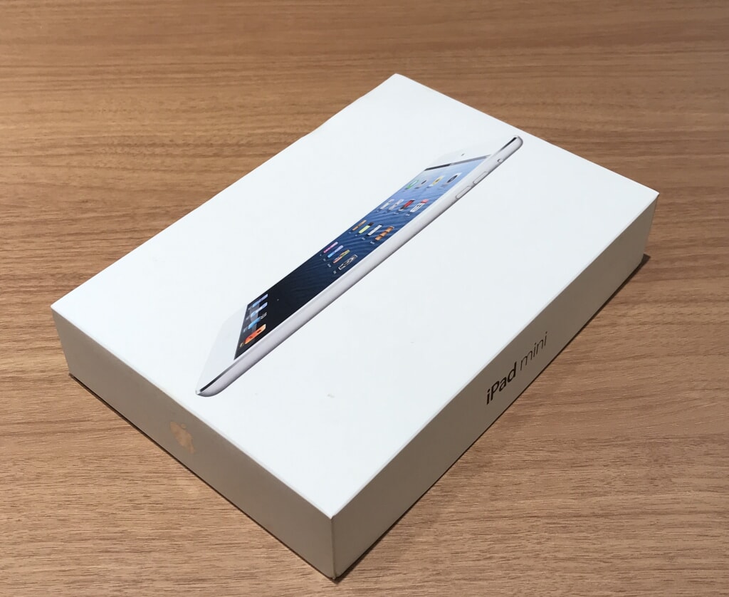 Apple iPadmini 第1世代 Wi-Fiモデル 16GB ホワイト&シルバー MD531J/A