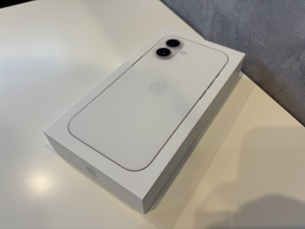 国内版SIＭフリー iPhone17 256GB ホワイト MG684J/A