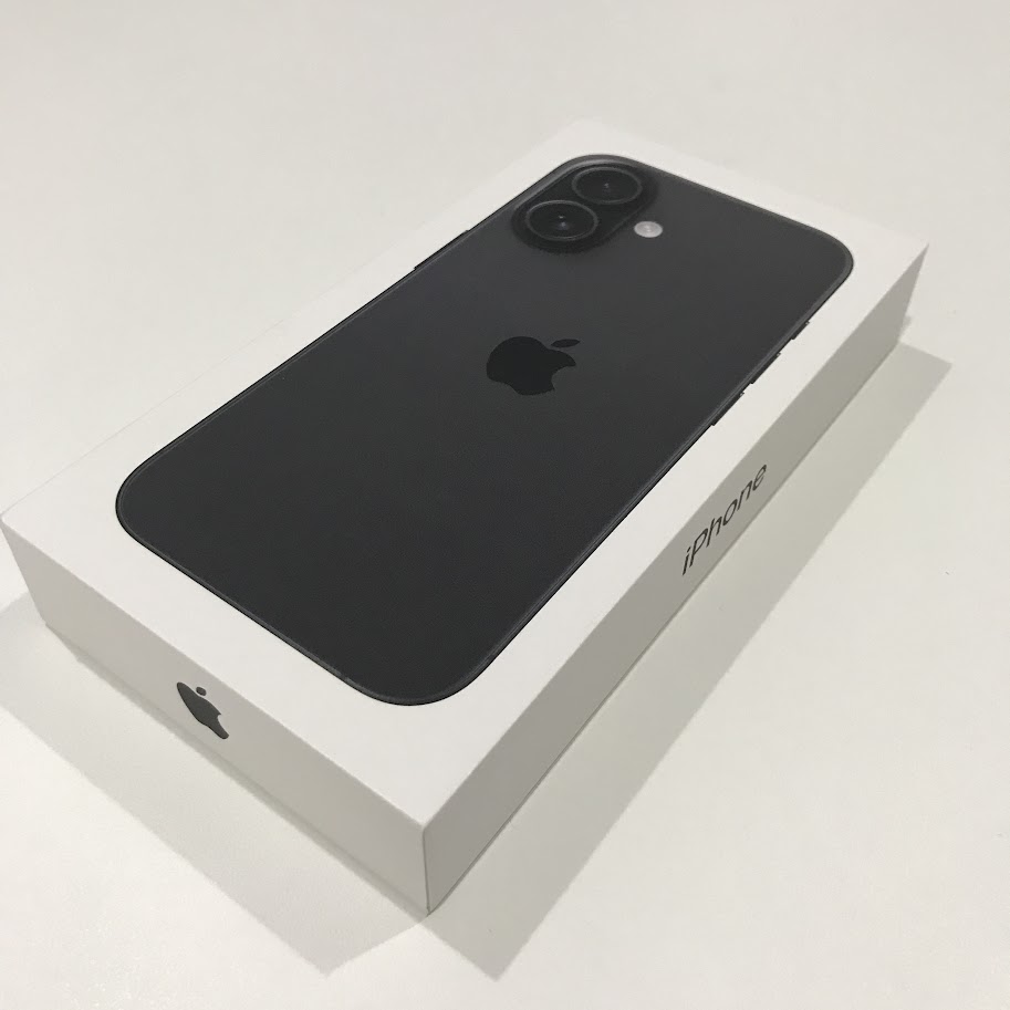 SIMロック解除(Softbank)iPhone16 128GB ブラック MYDQ3J/A