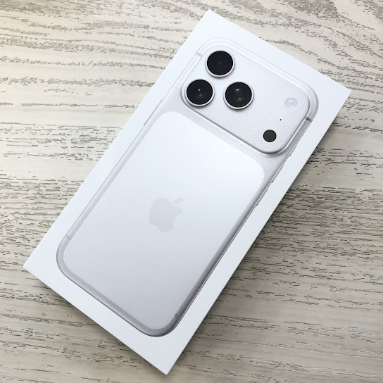国内版SIMフリー iPhone17 Pro 1TB シルバー MG8D4J/A