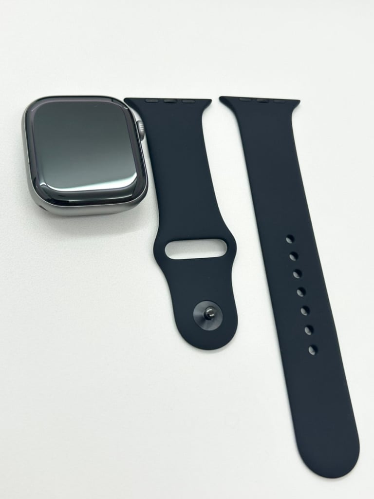 Apple Watch Series11 46mm GPSモデル スペースグレイアルミニウム ブラックスポーツバンド MEV44J/A