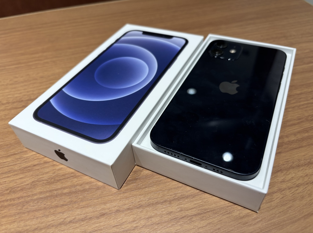 SIMロック解除(docomo)iPhone12 256GB ブラック MGJ03J/A