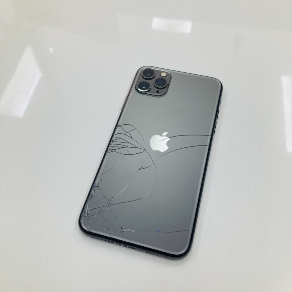 SIMロック解除(docomo) iPhone11 Pro MAX 256GB スペースグレイ MWHJ2J/A