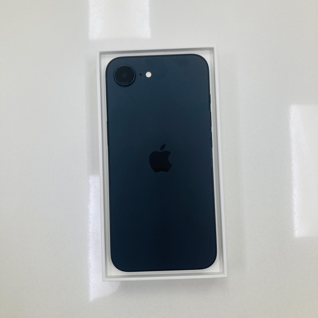 SIMロック解除(softbank) iPhone16e 128GB ブラック 3N762J/A
