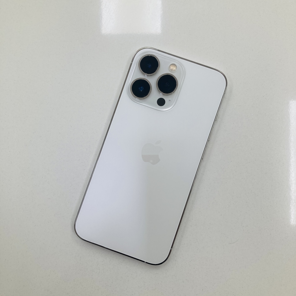 国内版SIMフリー iPhone13 Pro 128GB シルバー MLUF3J/A
