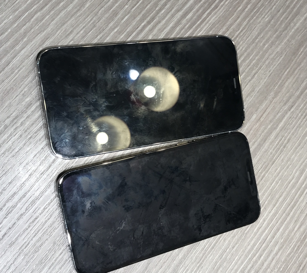 SIMロック解除(au) iPhone12Pro 128GB シルバー MGM63J/A