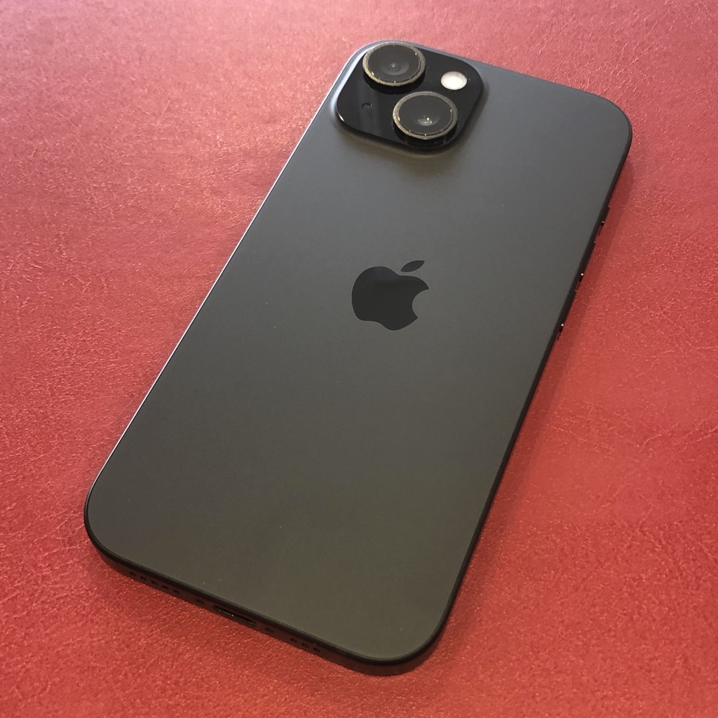 SIMロック解除(au)	iPhone15 128GB ブラック MTMH3J/A