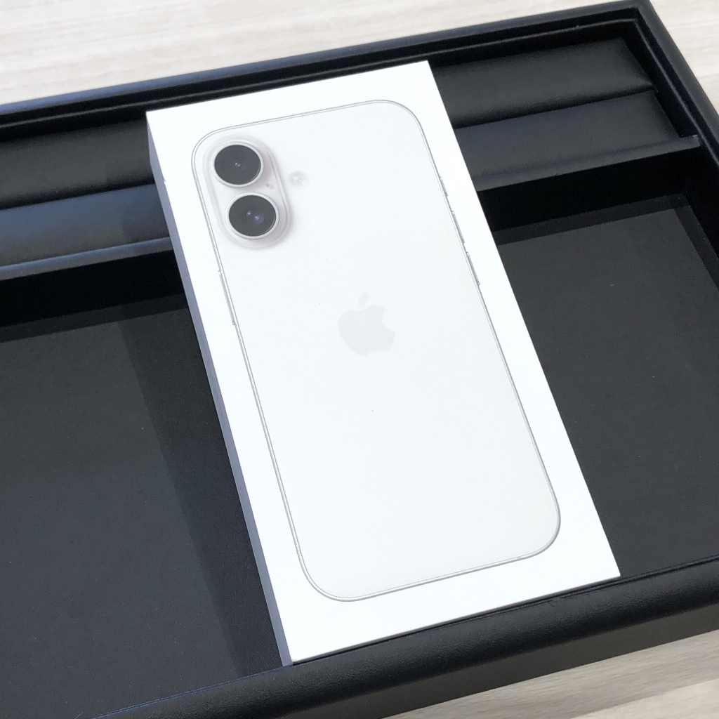 SIMロック解除(Softbank) iPhone16 128GB ホワイト MYDR3J/A