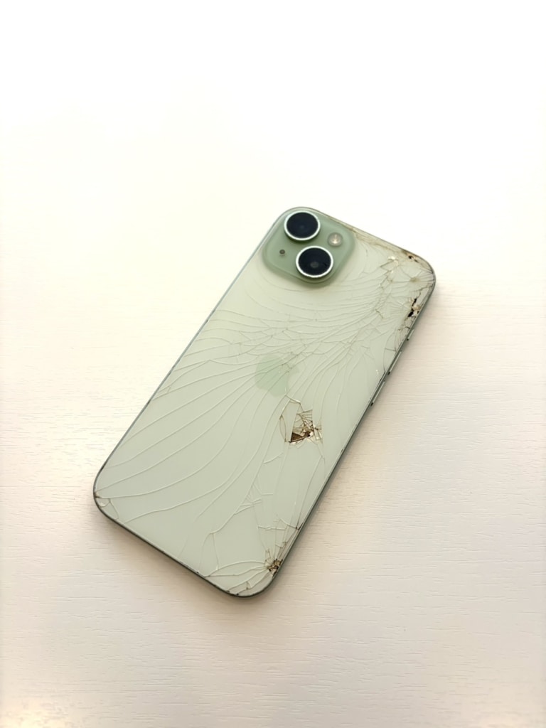 iPhone15 128GB グリーン MTMM3J/A ジャンク