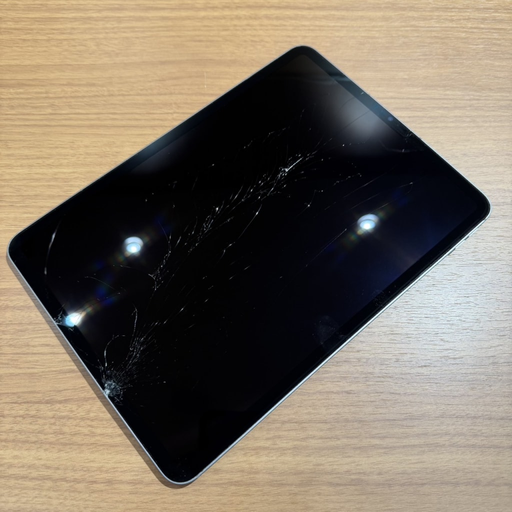 iPad Pro 11インチ 第4世代 Wi-Fi+Cellular 128GB スペースグレイ MNYC3J/A