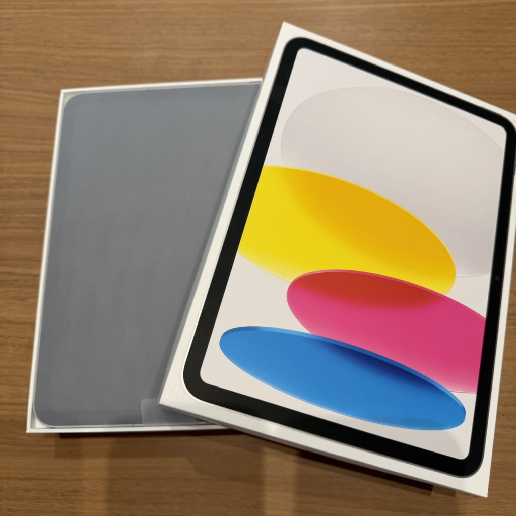 SIMロック解除(softbank) iPad 第11世代 Wi-Fi＋cellular 128GB シルバー MD7F4J/A