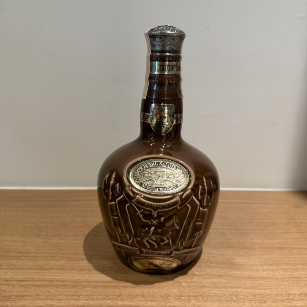 シーバス・ブラザーズ ロイヤルサルート21年 茶陶器ボトル 750ml/40度/陶器