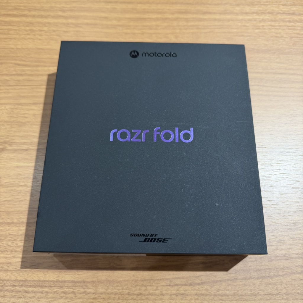 モトローラ razr fold ブラッケンドブルー XT2651-5
