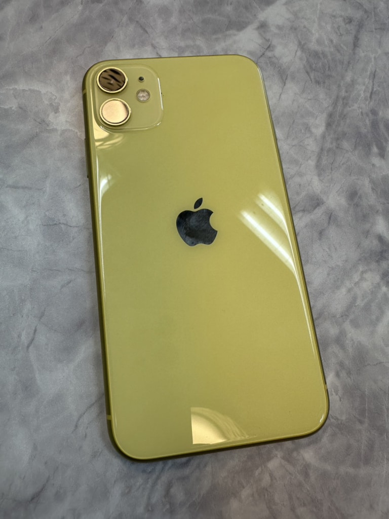 Apple iPhone11 64GB イエロー MWLW2J/A