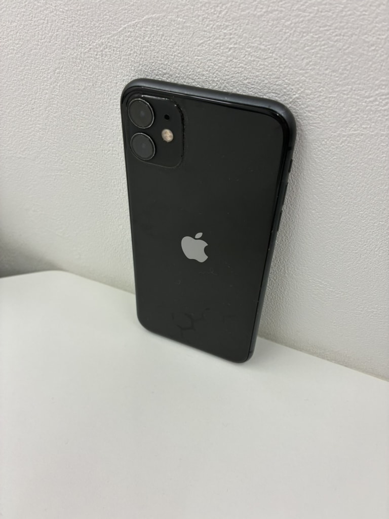 SIMロック解除(au) iPhone11 64GB ブラック MWLT2J/A