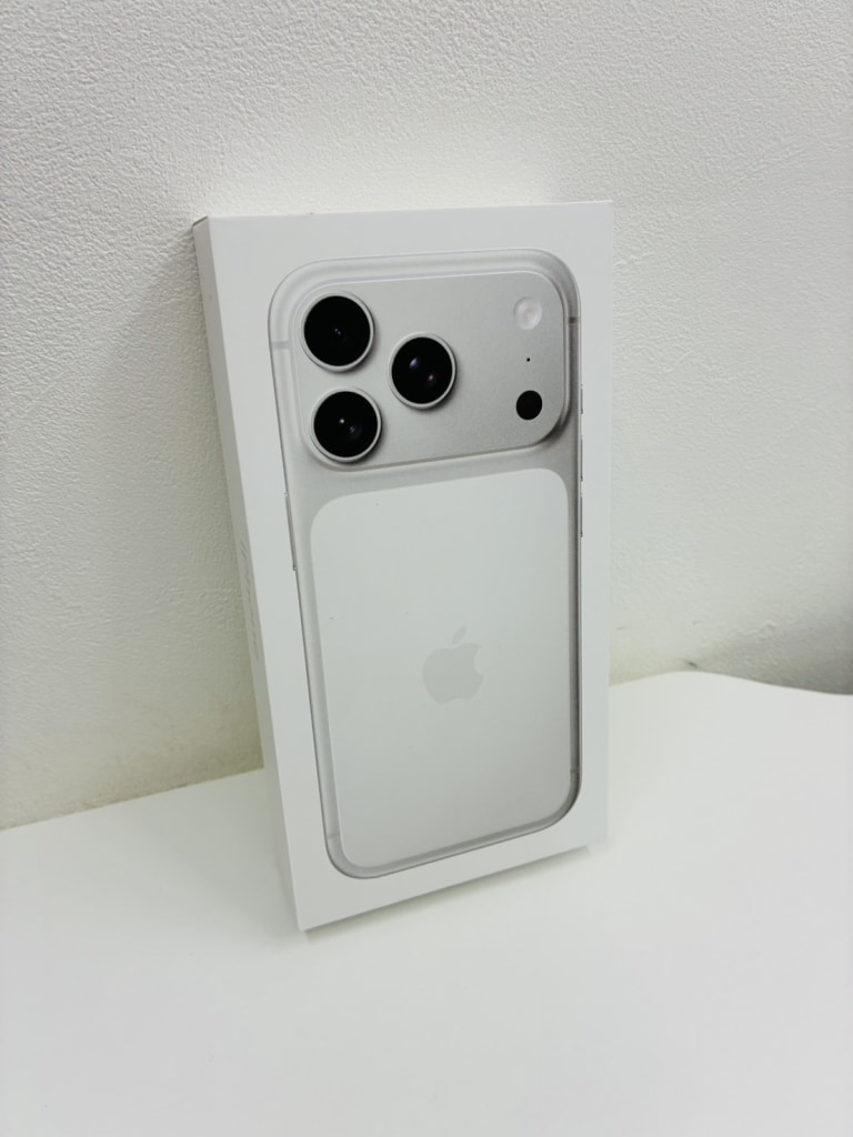 国内版SIMフリー iPhone17 Pro 512GB シルバー MG894J/A