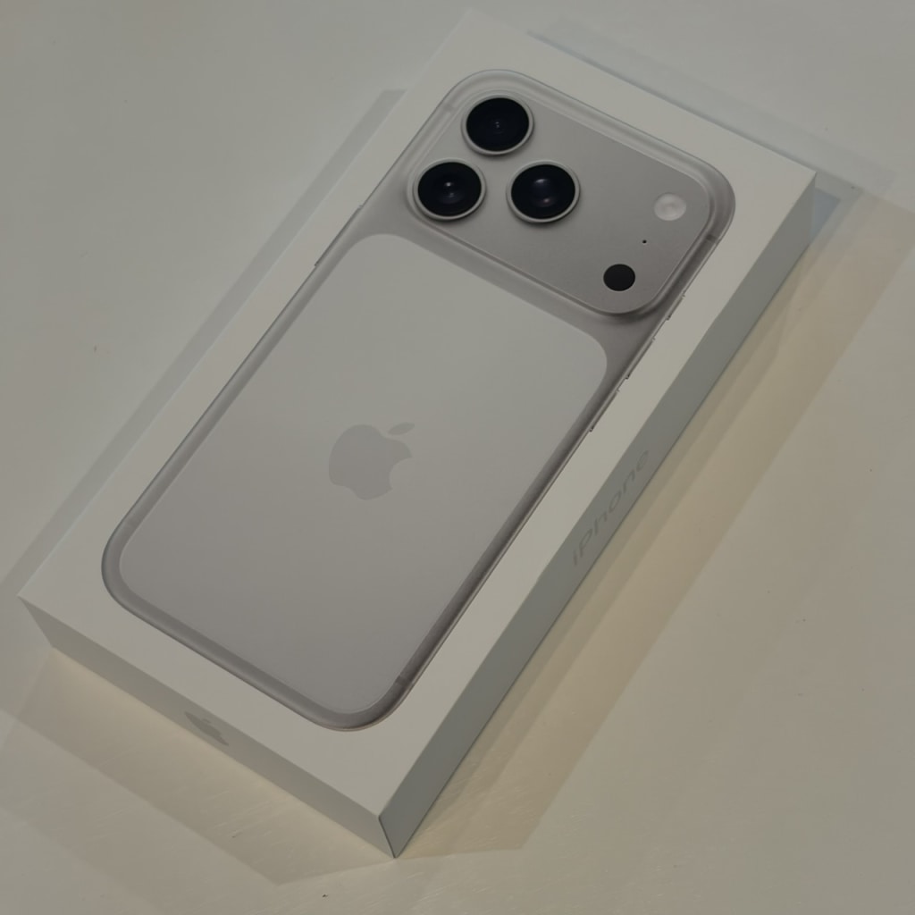 国内版SIMフリー iPhone17 Pro 1TB シルバー MG8D4J/A