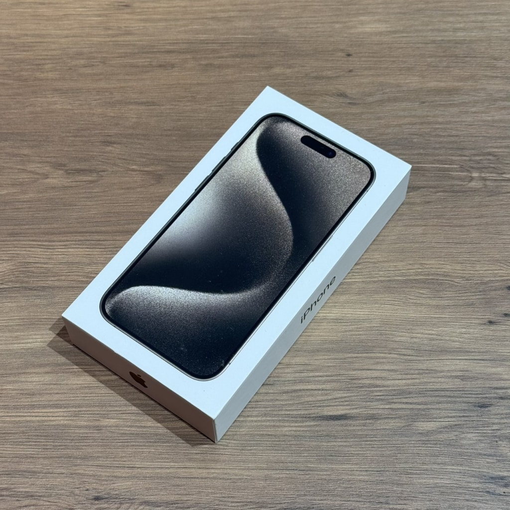 iPhone15 Pro 256GB ナチュラルチタニウム MTUF3J/A