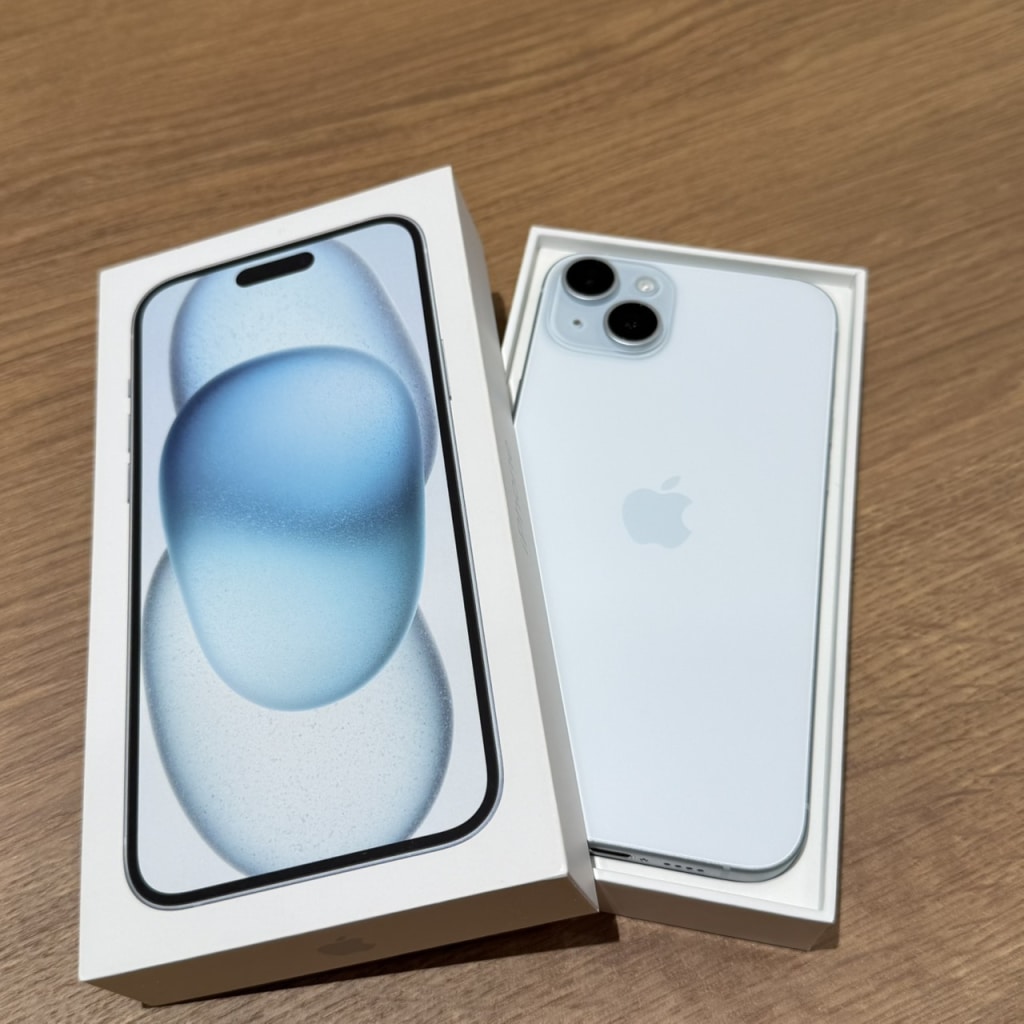 iPhone15 Plus 256GB ブルー MU0N3J/A